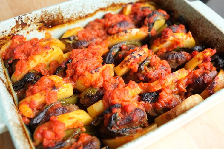 fırın köfte (Turkish baked meatballs)