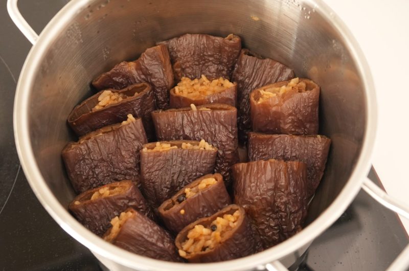 Kuru Patlıcan Dolma