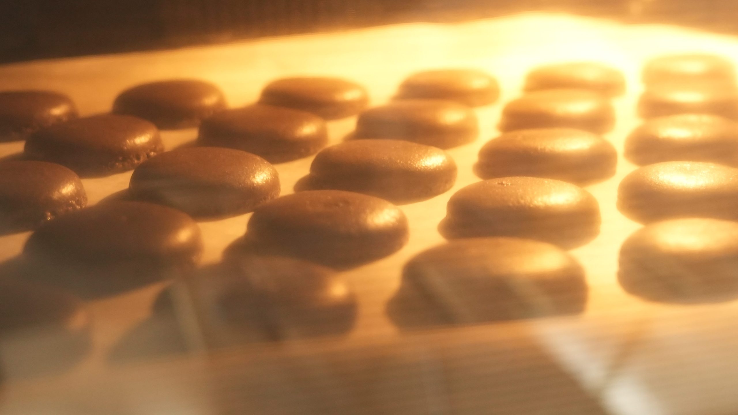 Chocolate Macaron