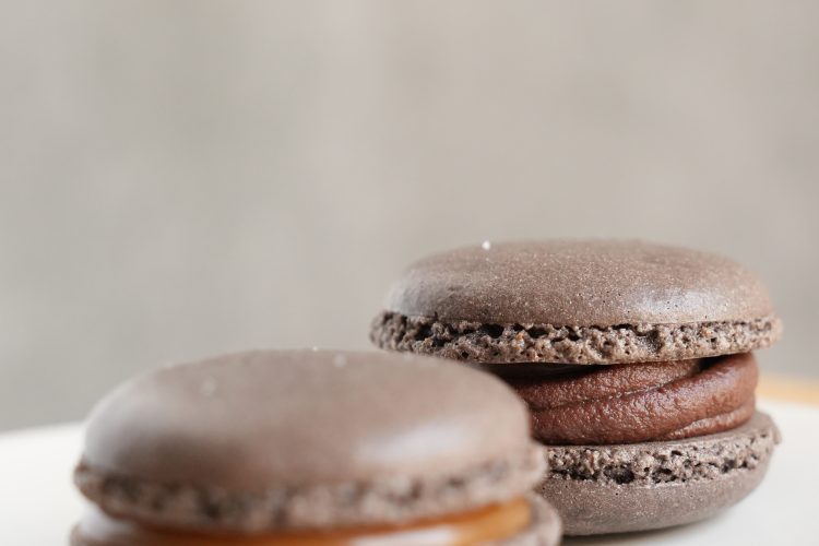 Chocolate Macaron
