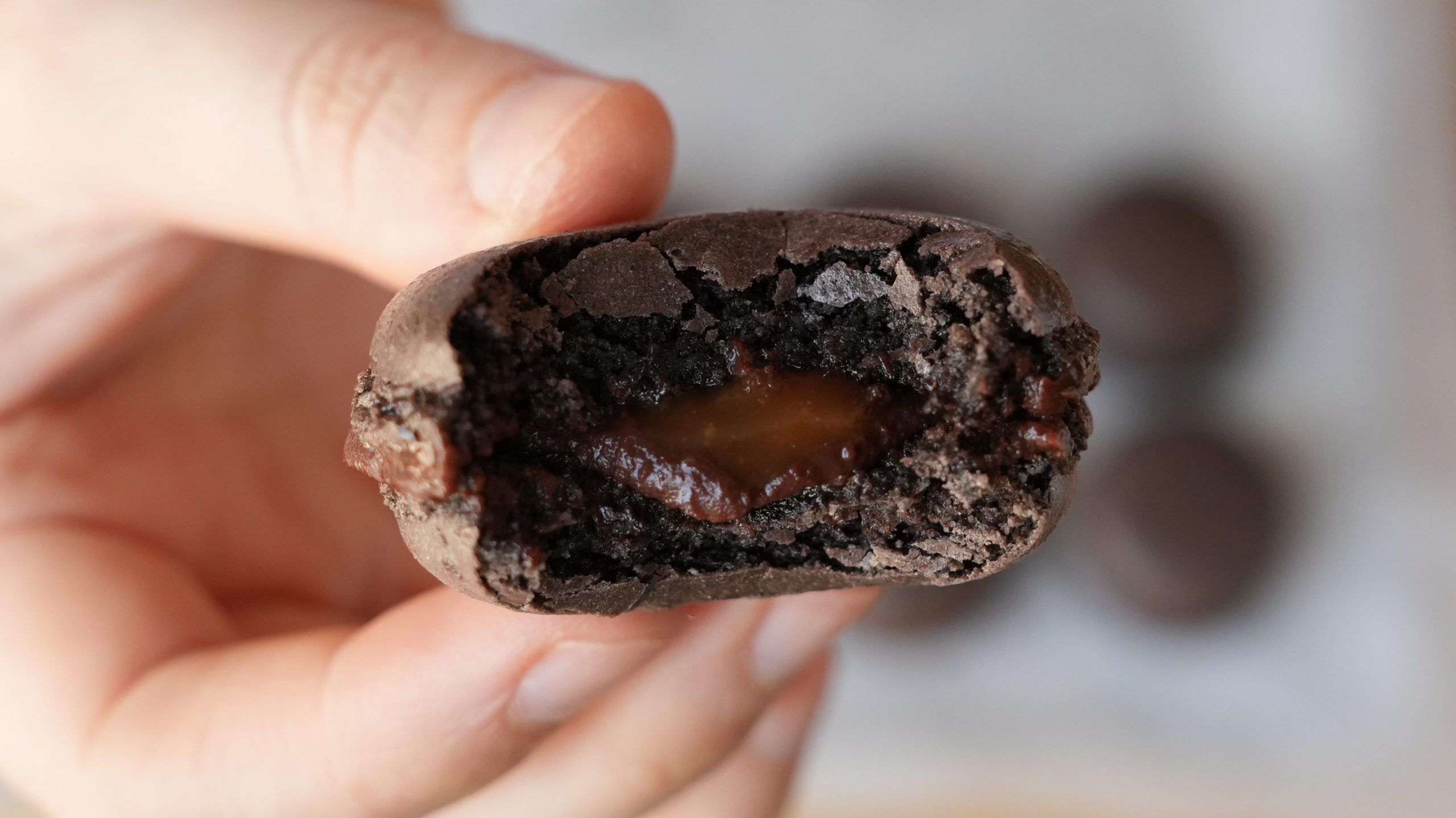 Chocolate Macaron