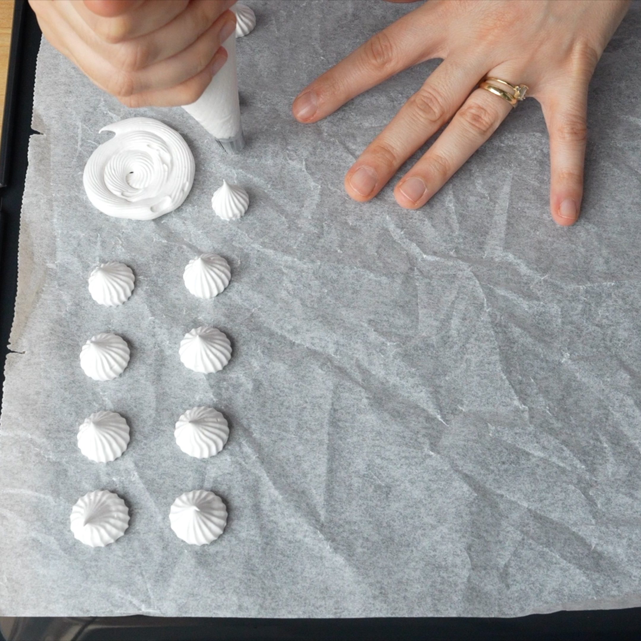 piping-meringue