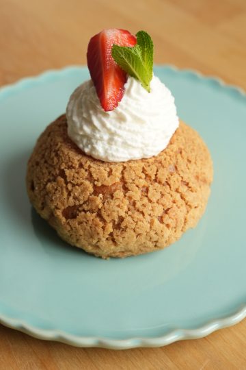 Berry Cream Puff (Choux au Craquelin)